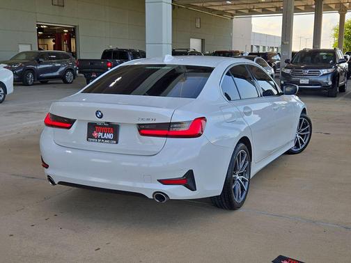 2020 BMW 330 330i