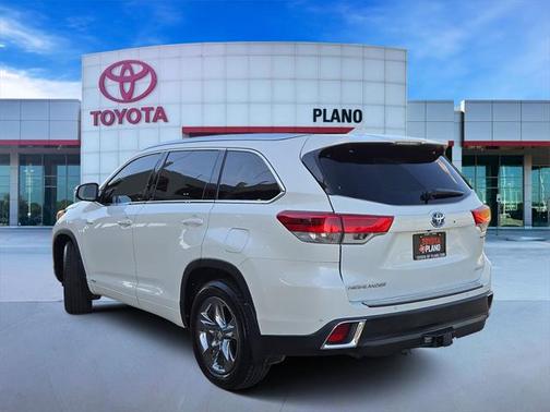 2017 Toyota Highlander Hybrid Platinum