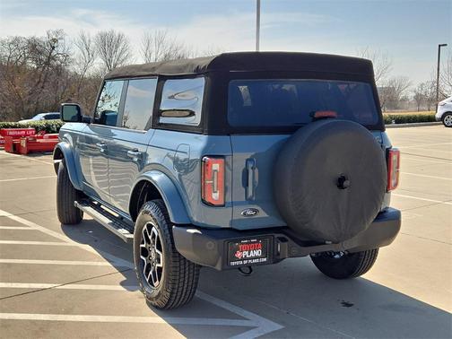 2022 Ford Bronco Outer Banks