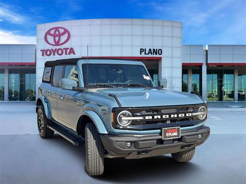 2022 Ford Bronco Outer Banks