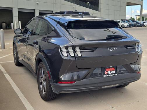 Dark Matter Gray Metallic 2022 Ford Mustang Mach-E Select