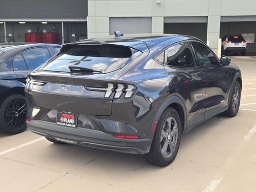 Dark Matter Gray Metallic 2022 Ford Mustang Mach-E Select