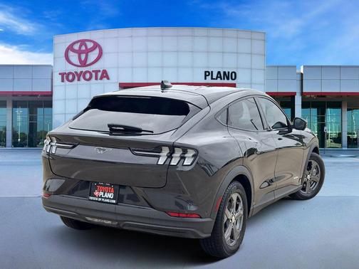Dark Matter Gray Metallic 2022 Ford Mustang Mach-E Select