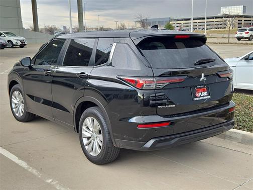 2025 Mitsubishi Outlander ES 2.5 2WD