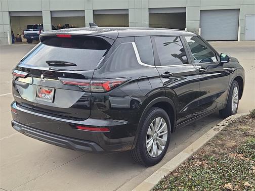 2025 Mitsubishi Outlander ES 2.5 2WD