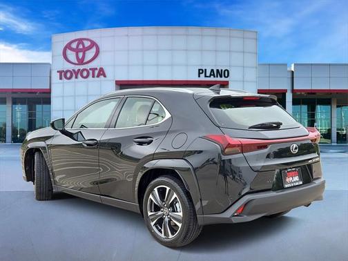 2025 Lexus UX 300h Premium