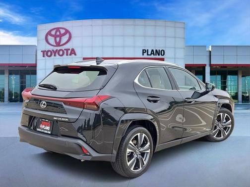 2025 Lexus UX 300h Premium