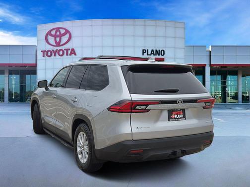 Celestial Silver Metallic 2025 Toyota Grand Highlander Hybrid XLE