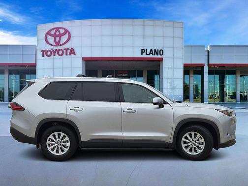 Celestial Silver Metallic 2025 Toyota Grand Highlander Hybrid XLE