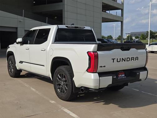 2024 Toyota Tundra Hybrid Platinum
