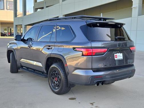 2025 Toyota Sequoia Base