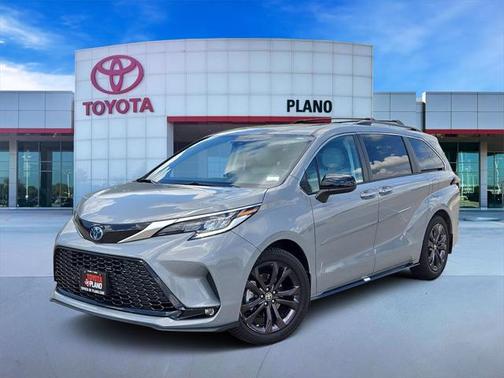2024 Toyota Sienna XSE 7 Passenger