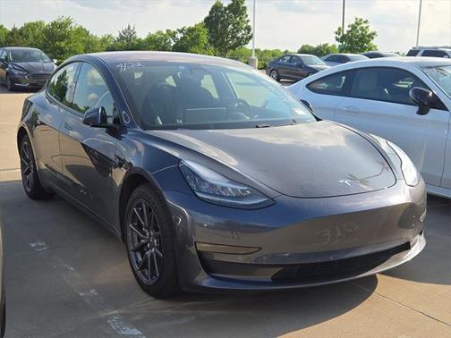2019 Tesla Model 3 Standard Range Plus