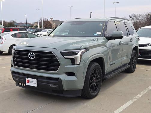 2023 Toyota Sequoia SR5