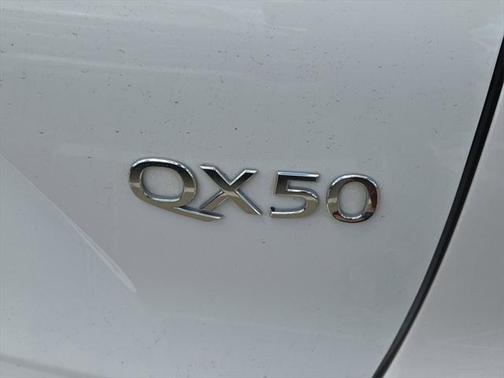 2021 INFINITI QX50 ESSENTIAL
