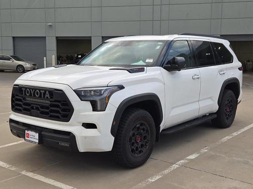 2023 Toyota Sequoia Base