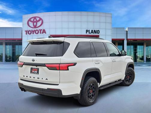 2023 Toyota Sequoia Base