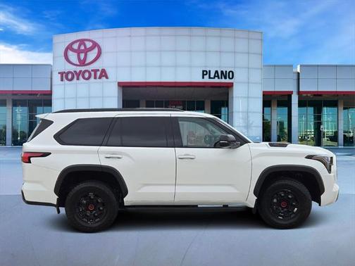 2023 Toyota Sequoia Base