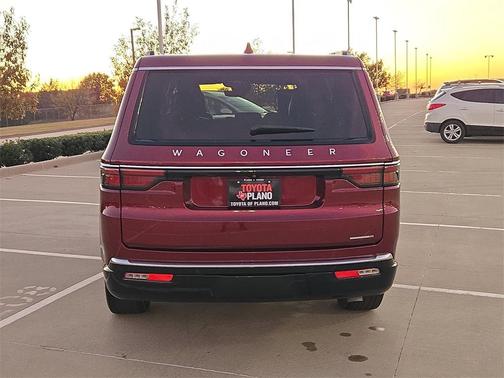 2022 Jeep Wagoneer Series II 4x2