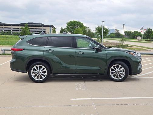 Cypress 2023 Toyota Highlander Hybrid Limited