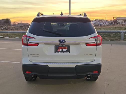 2024 Subaru Ascent Premium 8-Passenger