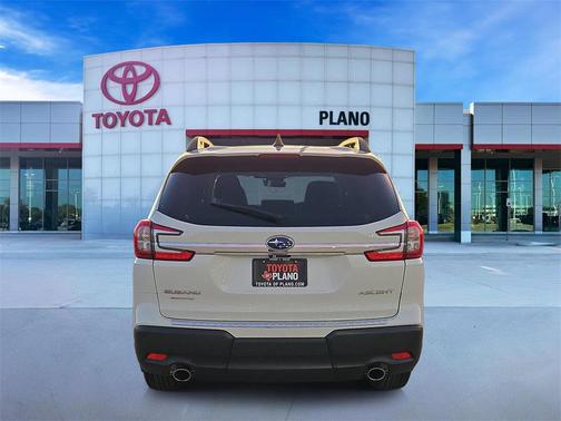 2024 Subaru Ascent Premium 8-Passenger
