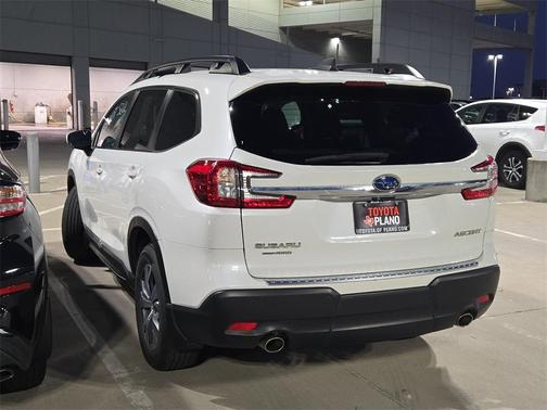 2024 Subaru Ascent Premium 8-Passenger