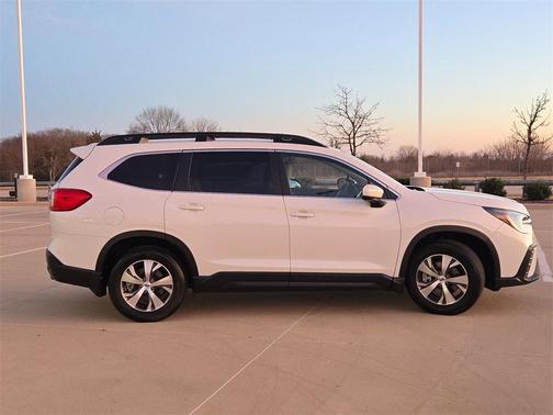 2024 Subaru Ascent Premium 8-Passenger
