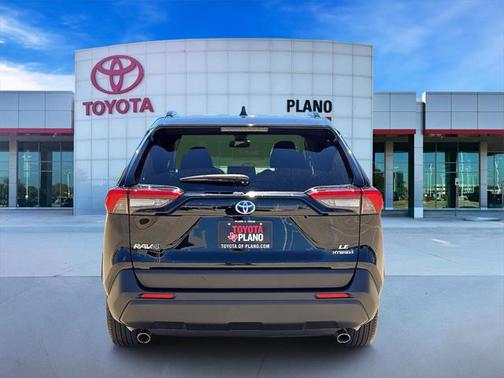 2023 Toyota RAV4 Hybrid LE