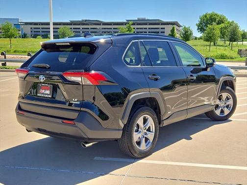 2023 Toyota RAV4 Hybrid LE
