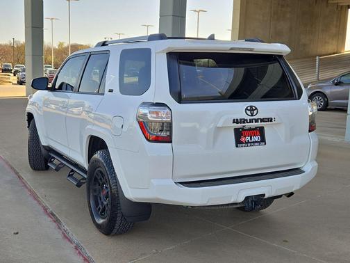 2023 Toyota 4Runner SR5