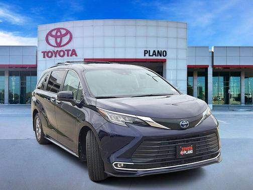 Blueprint 2023 Toyota Sienna XLE