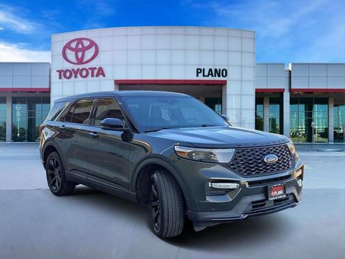 2022 Ford Explorer ST