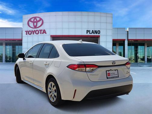 2024 Toyota Corolla Hybrid LE
