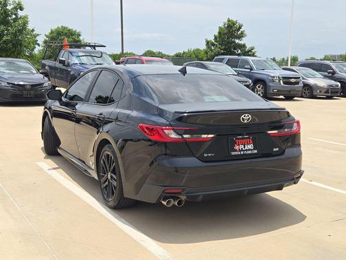 Midnight Black Metallic 2025 Toyota Camry SE
