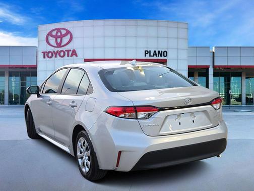 Classic Silver Metallic 2026 Toyota Corolla LE