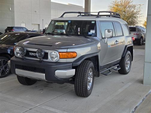 2011 Toyota FJ Cruiser Base