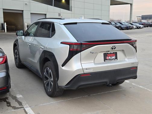 2024 Toyota bZ4X XLE