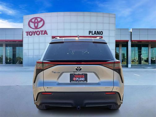 2024 Toyota bZ4X XLE