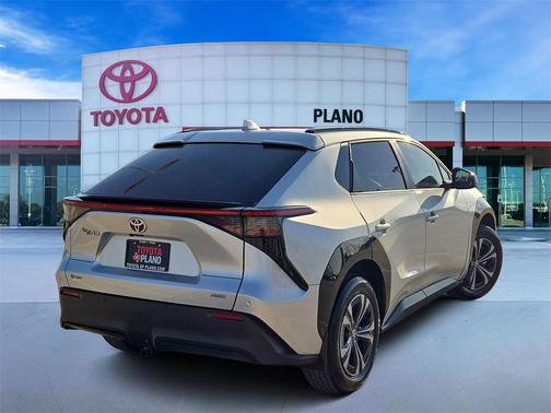 2024 Toyota bZ4X XLE