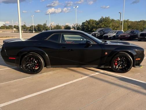 Pitch Black Clearcoat 2020 Dodge Challenger R/T Scat Pack Widebody