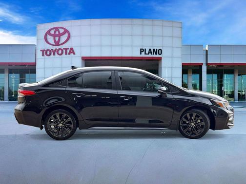 Black 2023 Toyota Corolla SE