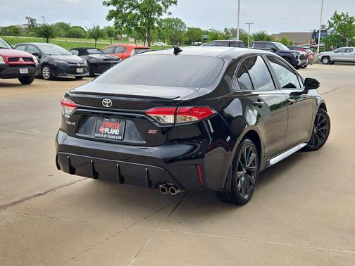 Black 2023 Toyota Corolla SE