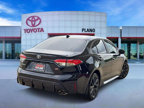 Black 2023 Toyota Corolla SE