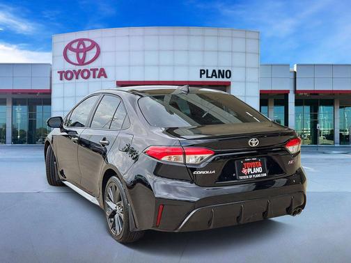 Black 2023 Toyota Corolla SE