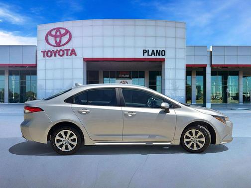 Classic Silver Metallic 2026 Toyota Corolla LE