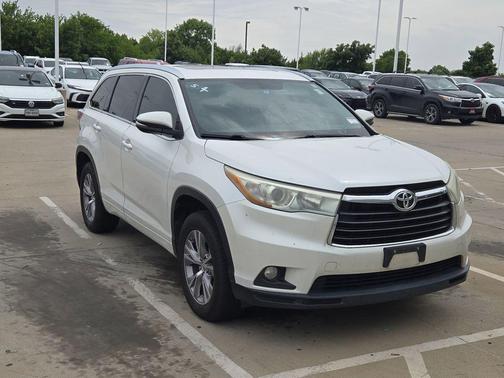 Blizzard Pearl 2015 Toyota Highlander XLE