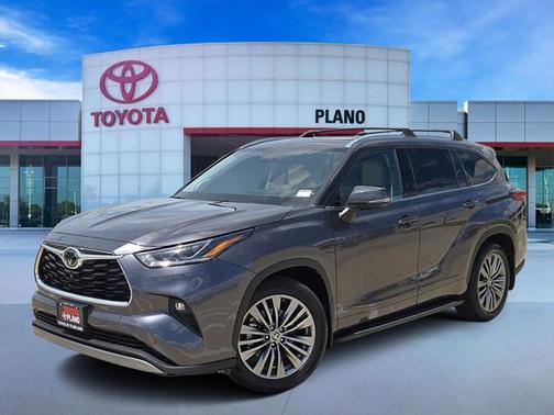 2022 Toyota Highlander Platinum