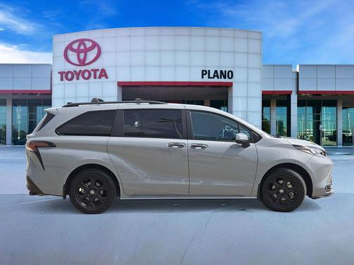 Cement 2025 Toyota Sienna Woodland Edition