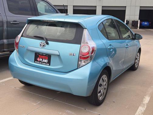 Summer Rain Metallic 2012 Toyota Prius c One